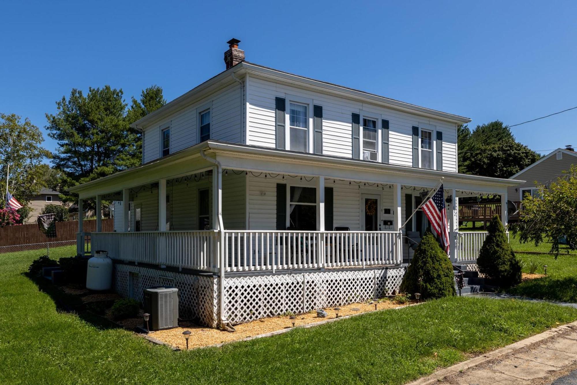 In Town Wrap-Around-Walk To South Fork-Shenandoah Villa Buitenkant foto